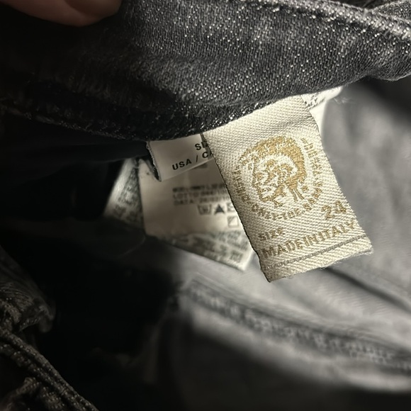 Diesel beaded distressed jeans 24 - Picture 10 of 14